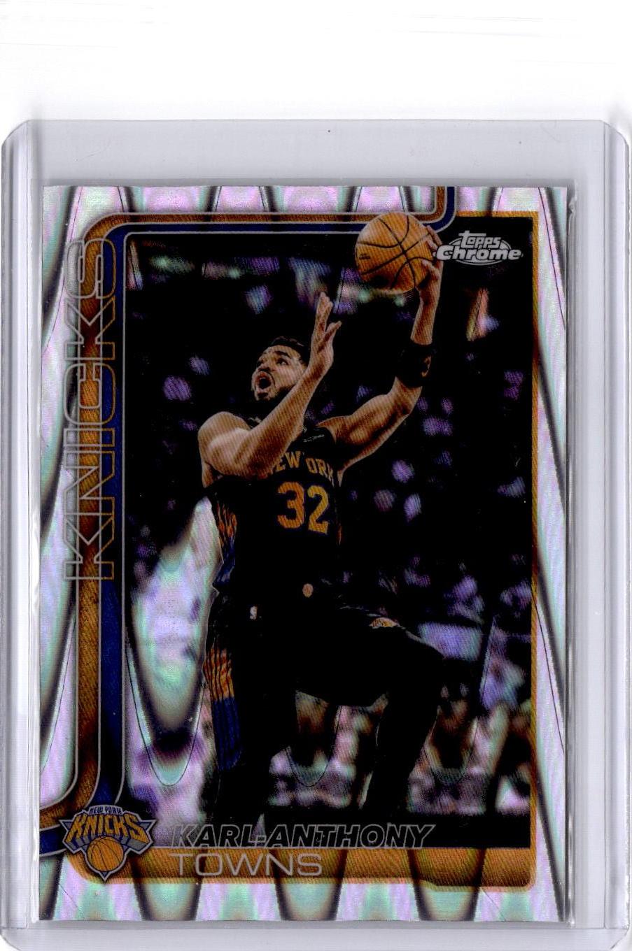 2025-26 Topps Chrome Update #21 Karl-Anthony Towns RayWave Refractor