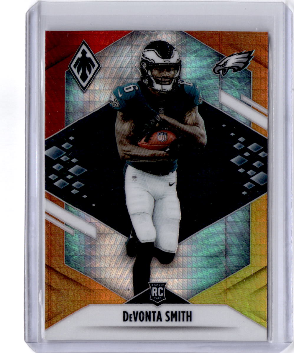 2021 Panini Phoenix #107 DeVonta Smith Fire Burst