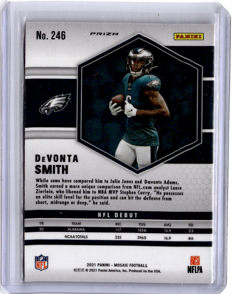 2021 Panini Mosaic #246 DeVonta Smith Prizm Camo Pink
