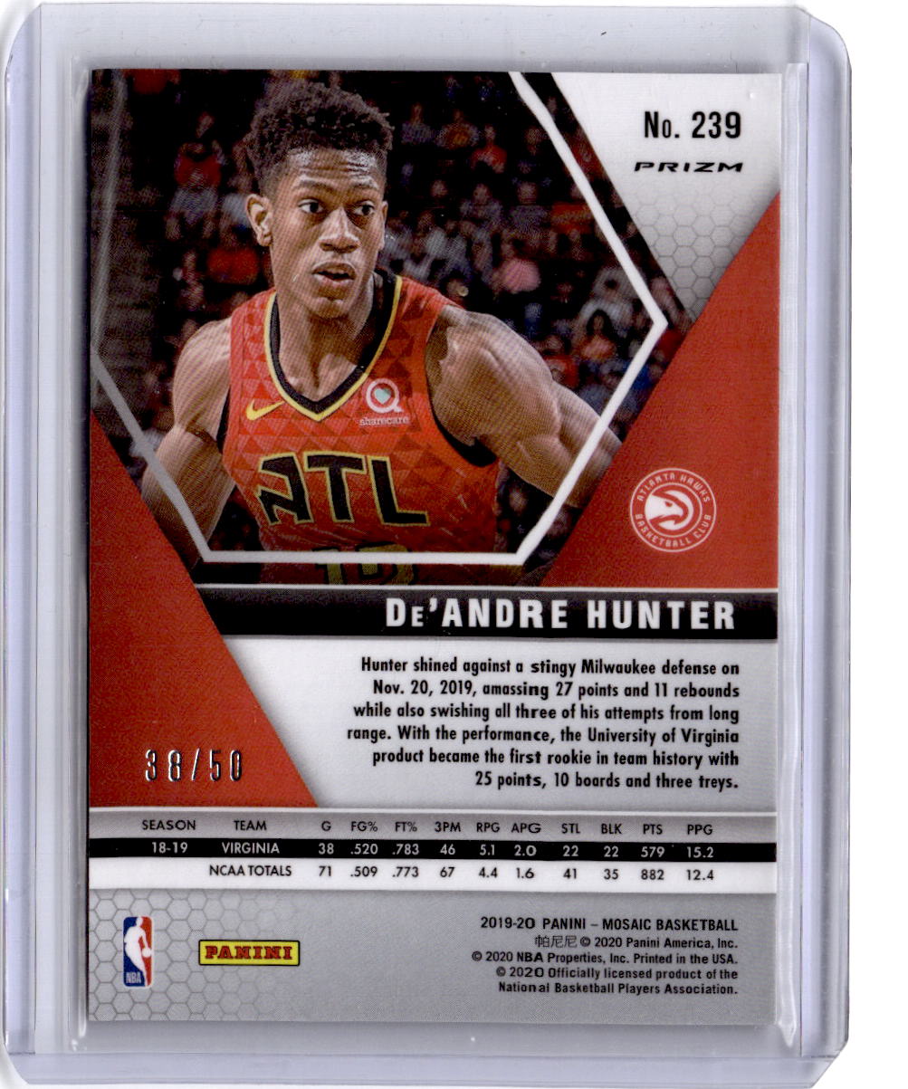 2019-20 Panini Mosaic #239 De'Andre Hunter Fast Break Purple #/50