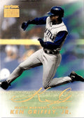 1999 SkyBox Premium #137 Ken Griffey Jr.