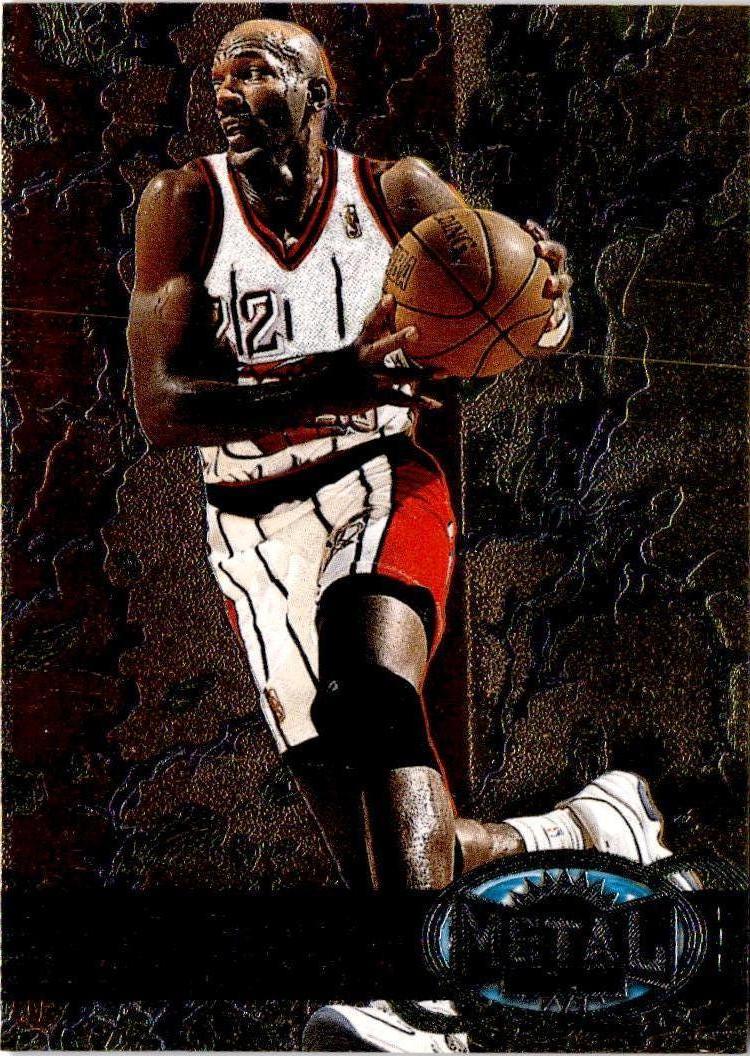 1997-98 Metal Universe #93 Clyde Drexler