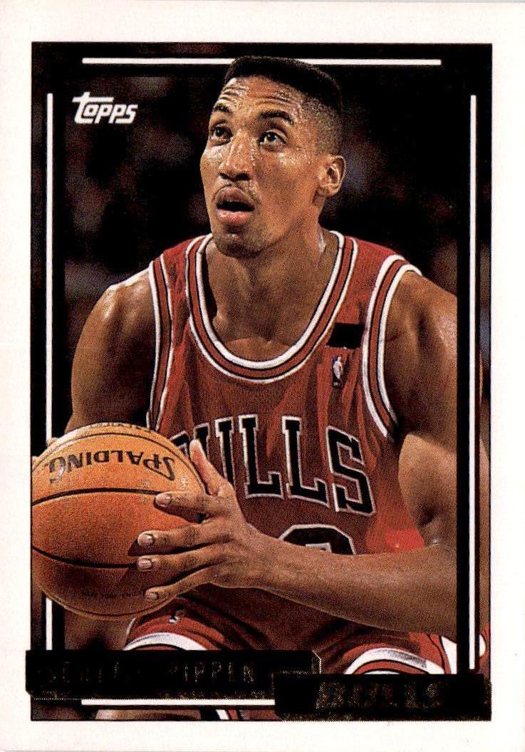 1992-93 Topps #389 Scottie Pippen Gold