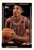 1992-93 Topps #389 Scottie Pippen Gold