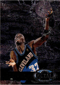 1997-98 Metal Universe #96 Tyrone Hill Reebok Bronze