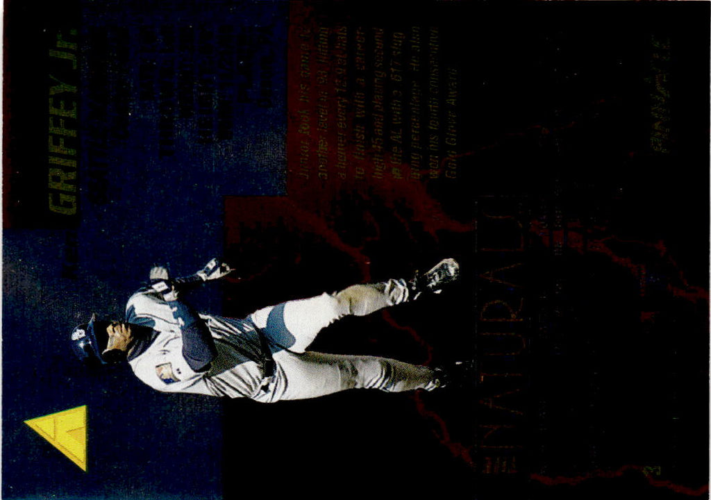 1994 Pinnacle The Naturals #3 Ken Griffey Jr.
