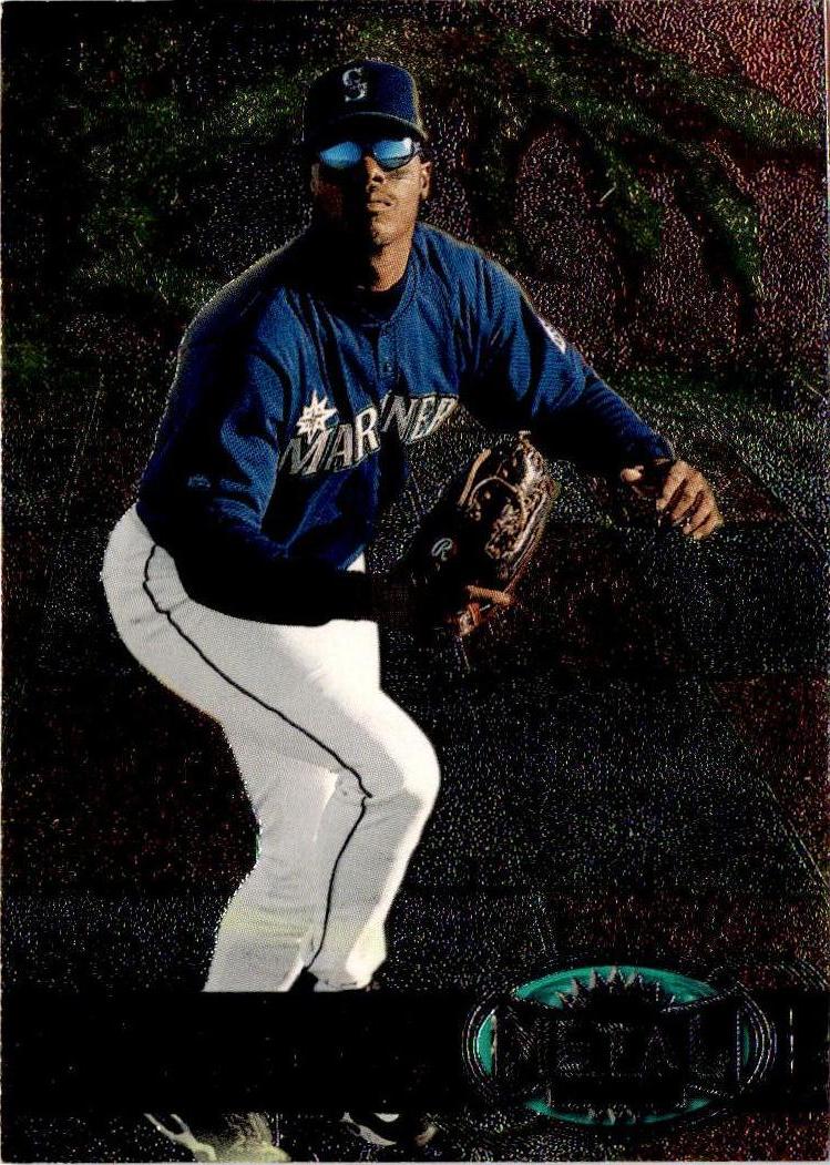 1997 Metal Universe #145 Ken Griffey Jr.