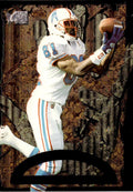 1996 Fleer Metal #7 Chris Sanders Goldfingers