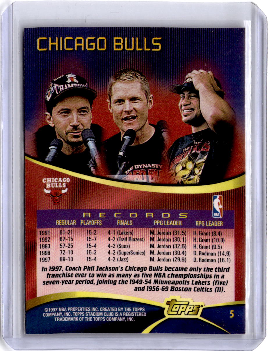 1997-98 Stadium Club #5 Bulls - Team of the 90s