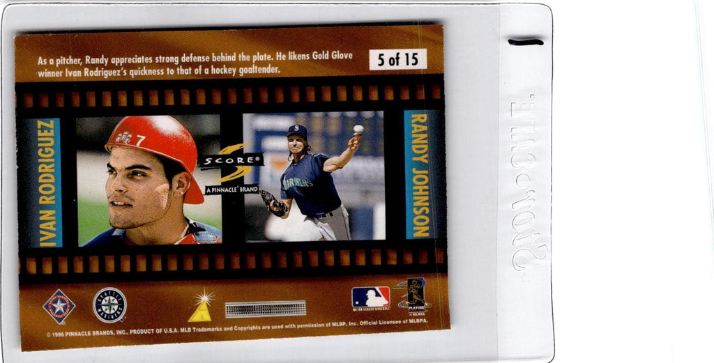 1997 Score #5 Ivan Rodriguez Pitcher Perfect