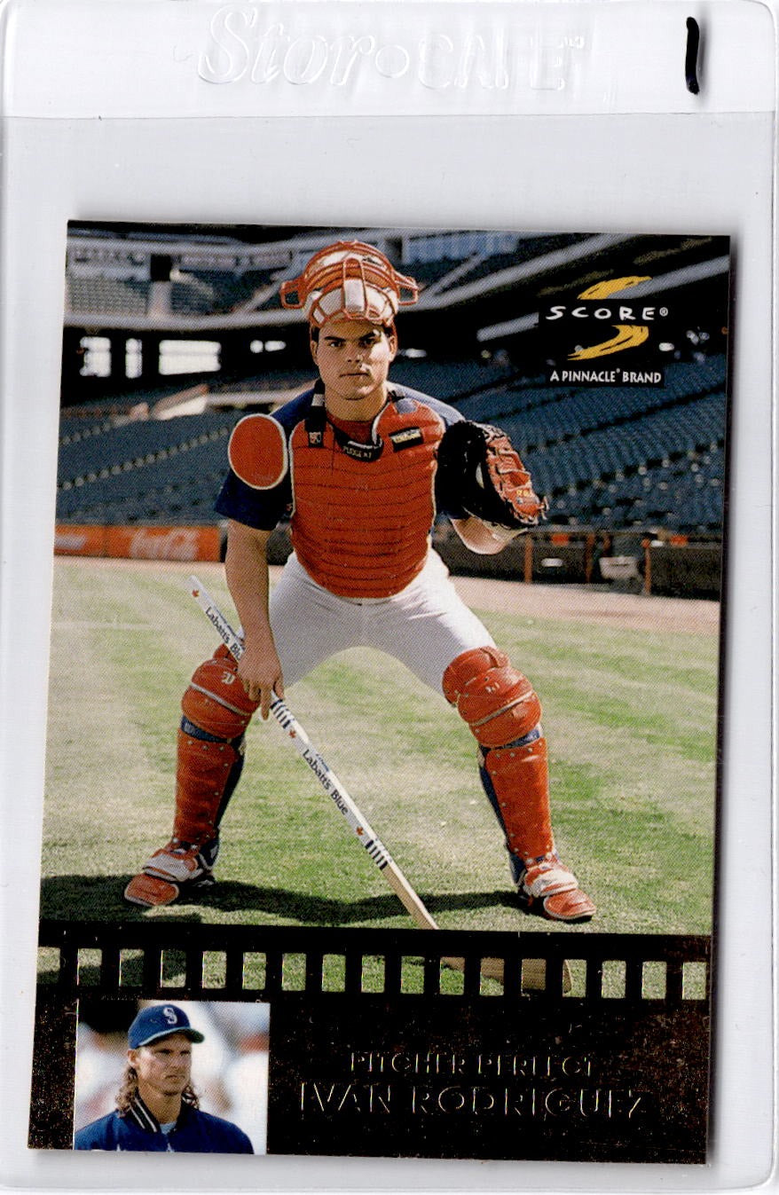 1997 Score #5 Ivan Rodriguez Pitcher Perfect