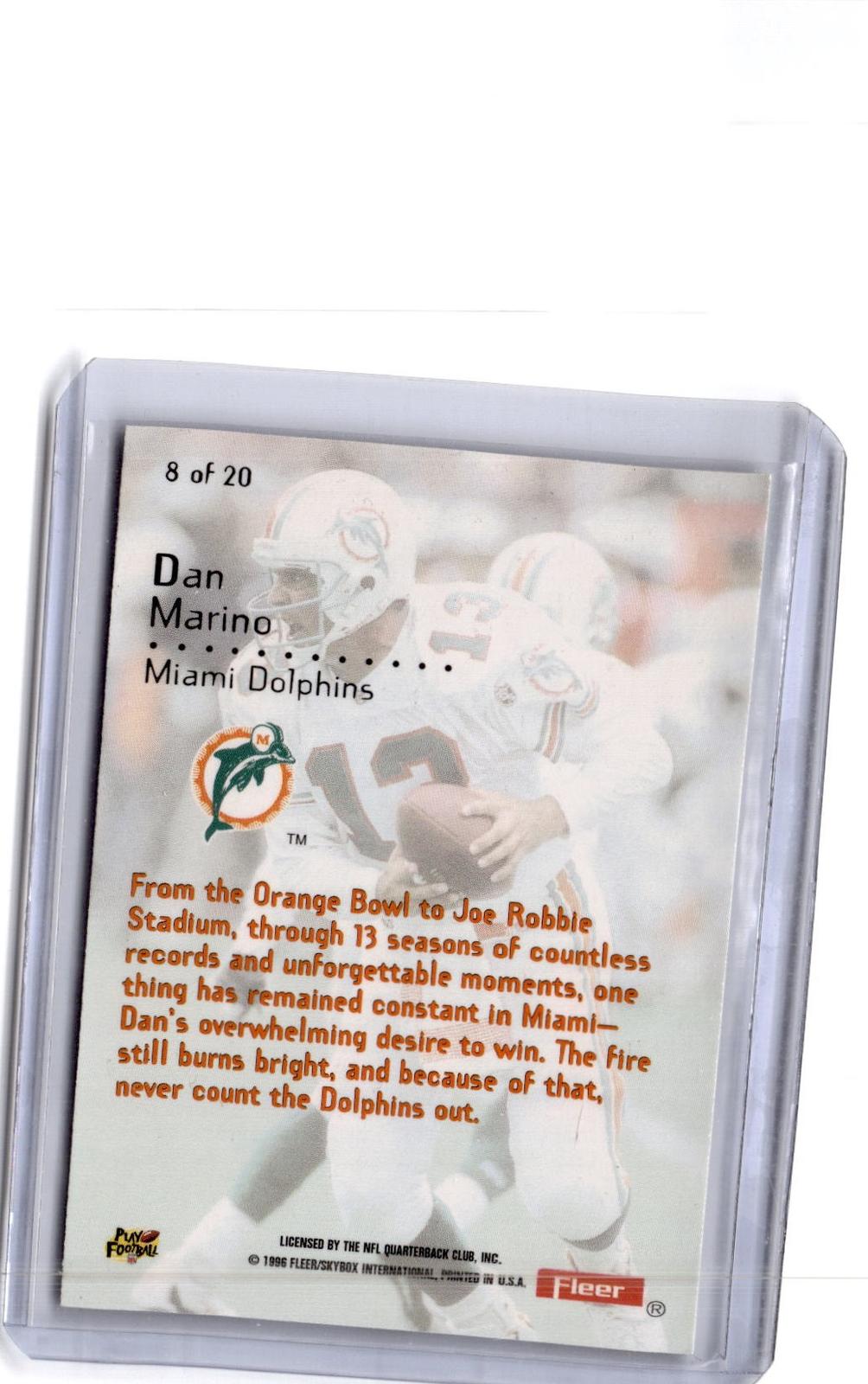 1996 Ultra #8 Dan Marino Mr. Momentum