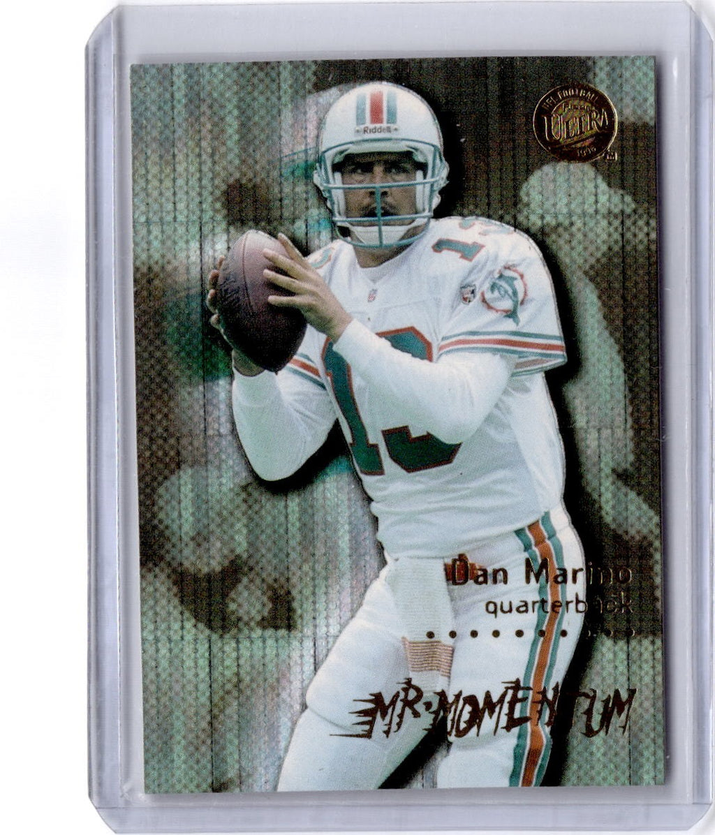 1996 Ultra #8 Dan Marino Mr. Momentum
