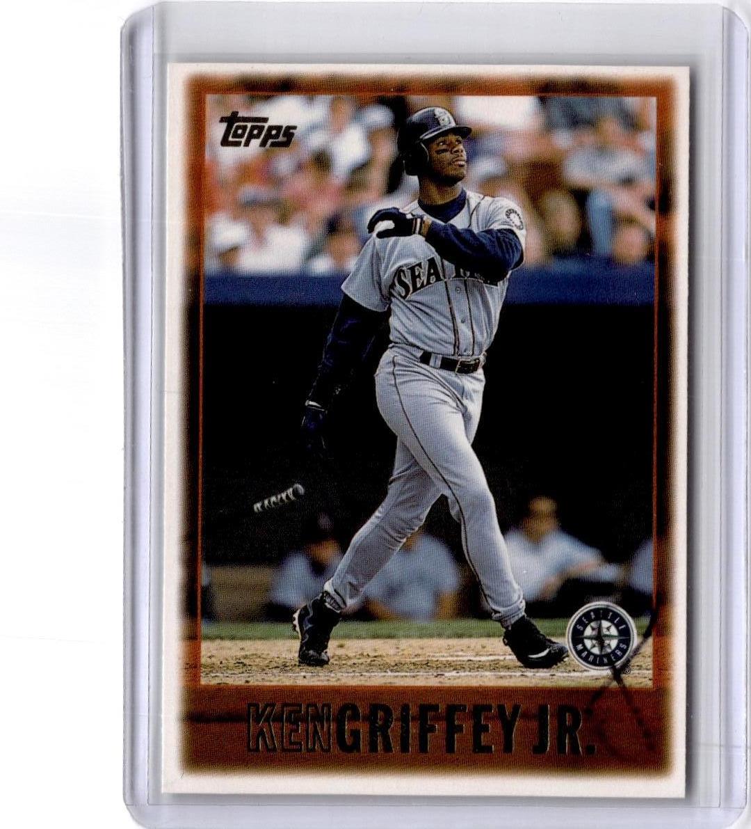 1997 Topps #300 Ken Griffey Jr.